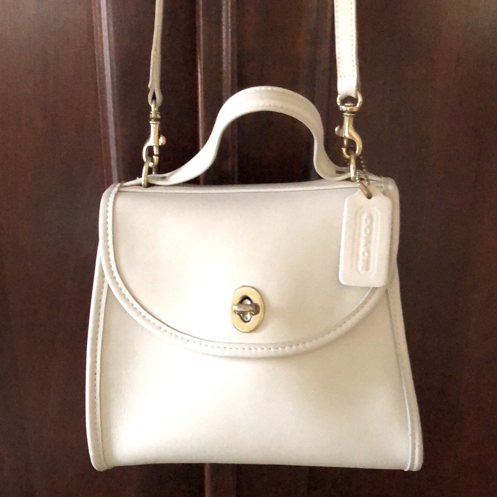 Coach Vintage off-white Purse with handle